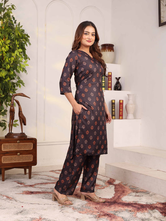 Women’s Brown Foil Printed Kurta with pant Set