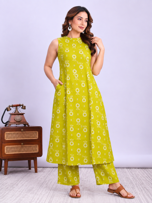 Women’s Olive Green Printed Anarkali Kurta with Pant Set
