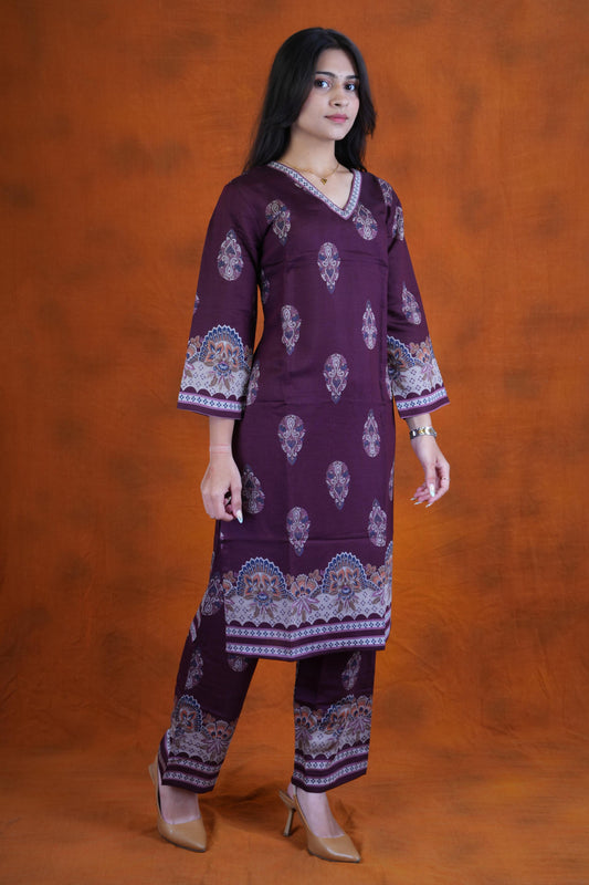 Women’s Navy Blue Paisley Printed Kurta Pant Set