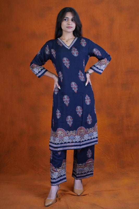 Women’s Navy Blue Paisley Printed Kurta Pant Set