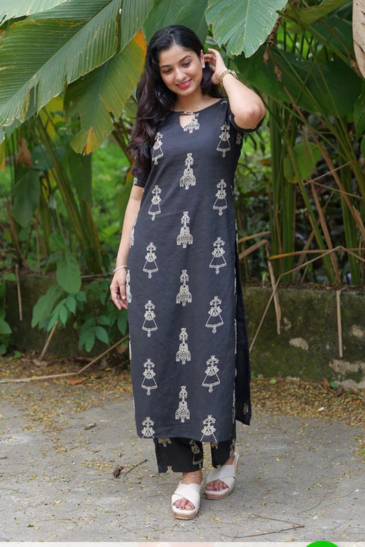 Women’s Cream Floral Printed Straight Kurti with Pants